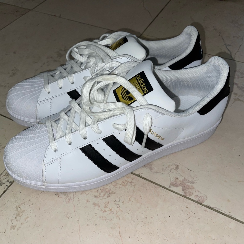 White adidas superstar shoes